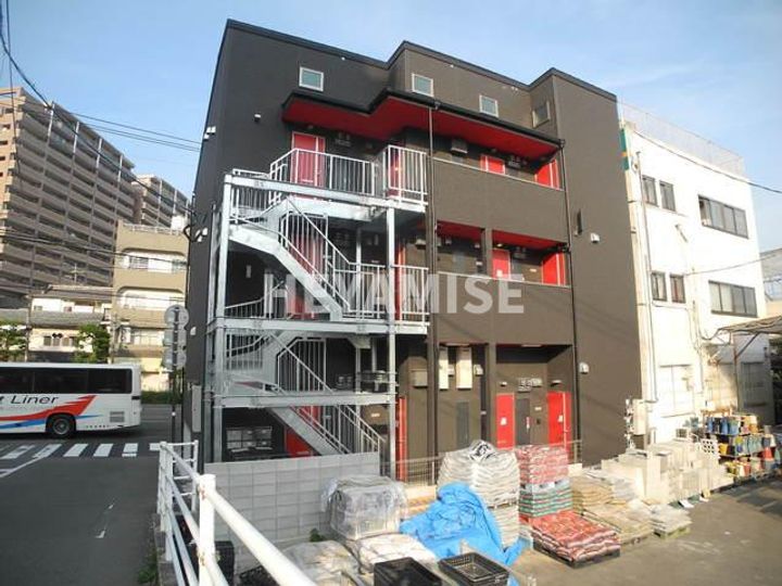 modern palazzo長崎大学前の外観