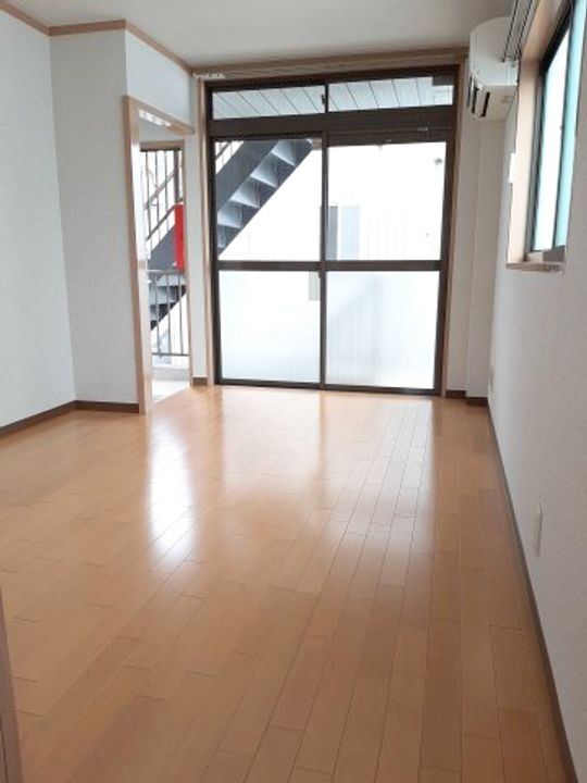 ふじハイツの居間