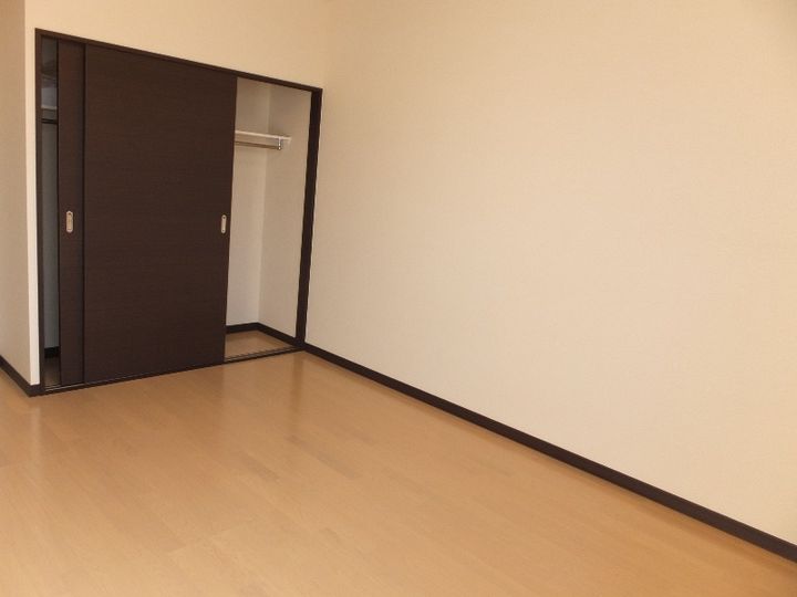 愛知県名古屋市緑区水広1(アパート)の賃貸物件の居間