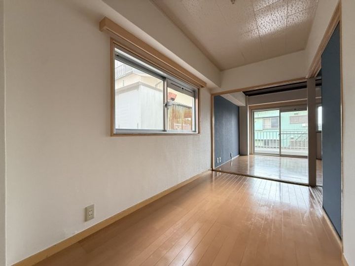 サンノーマンションの居間