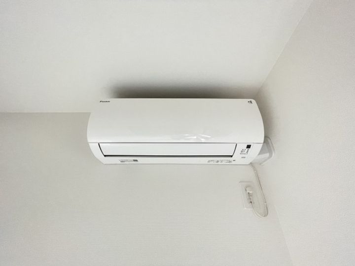 セブンプロート串戸の内装