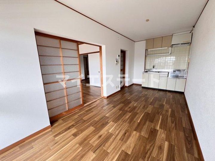 エクセレンス松江の居間