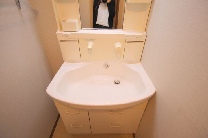 大阪府吹田市山田西3の賃貸マンションの内装