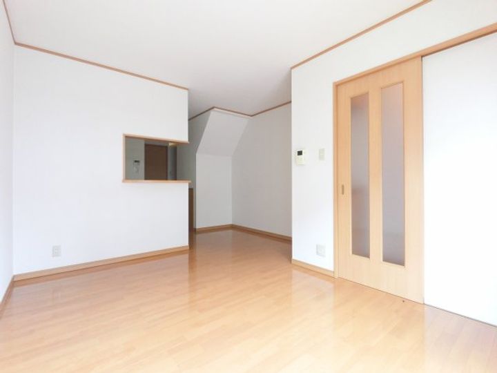 千葉県千葉市若葉区御成台1(一戸建)の賃貸物件の居間