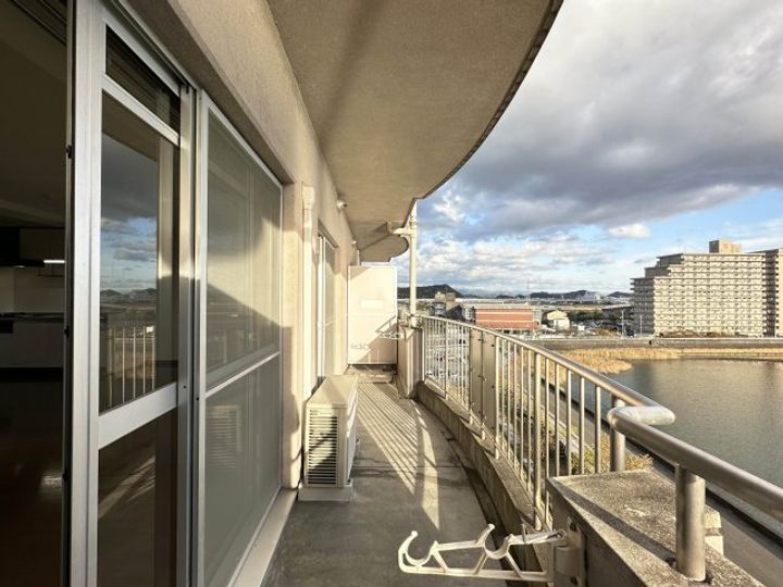 高知県高知市薊野南町(マンション)の賃貸物件の内装