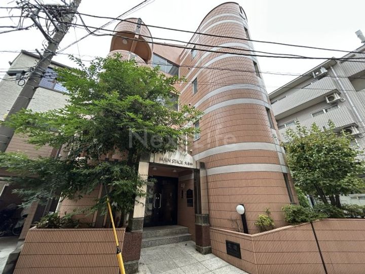 メインステージ大倉山の外観