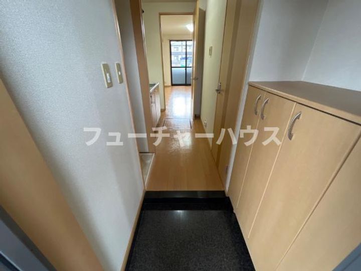 パル・プランドールの玄関