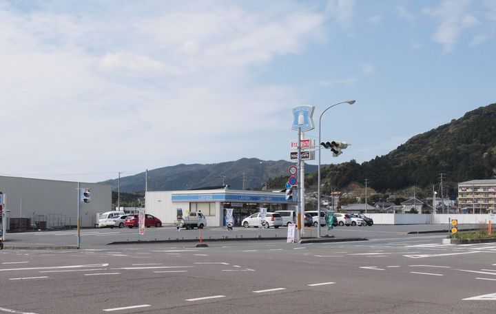 アミューズマンションの周辺