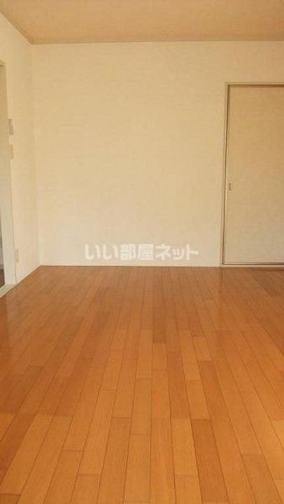 埼玉県熊谷市拾六間(アパート)の賃貸物件の居間