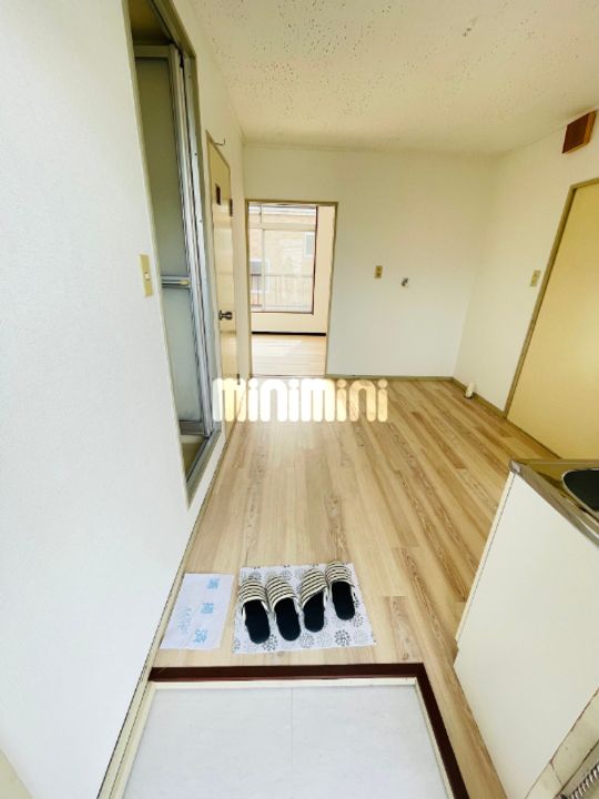 フォーブル久保Aの玄関