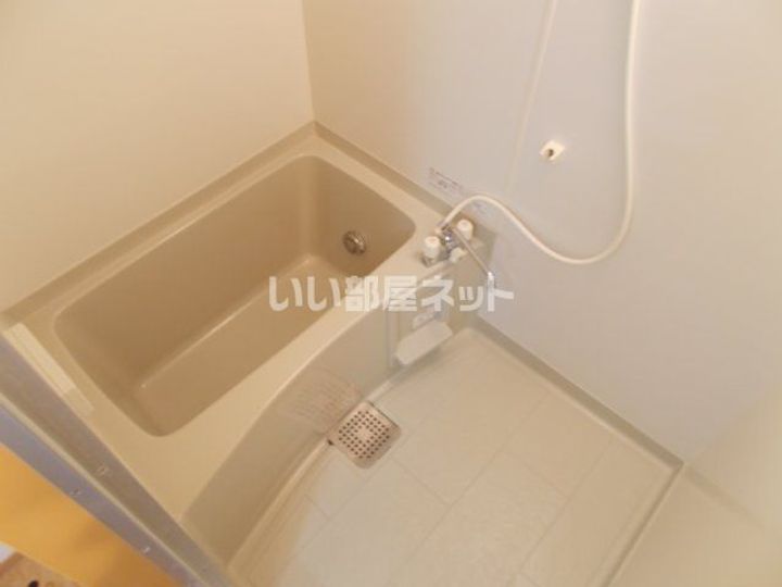 三重県伊賀市四十九町(アパート)の賃貸物件の風呂
