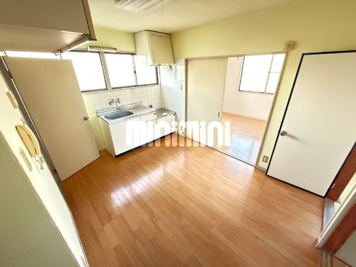 レジデンス香川IIの居間