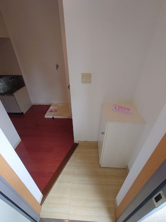 静岡県浜松市中央区中央2(マンション)の賃貸物件の玄関