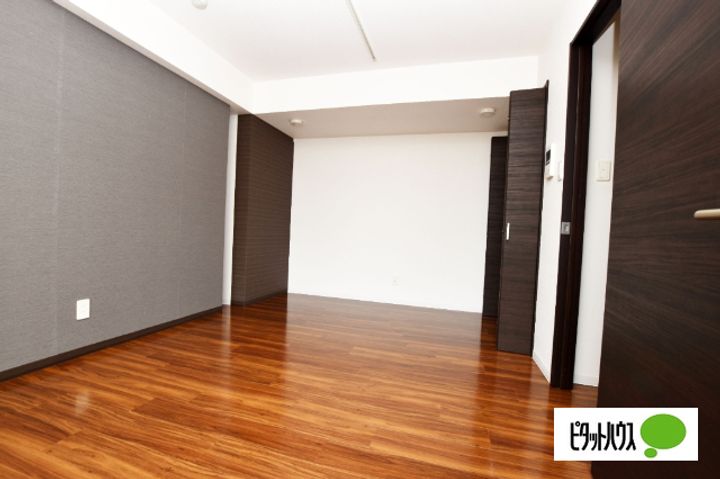 Cerchio RAKANの居間