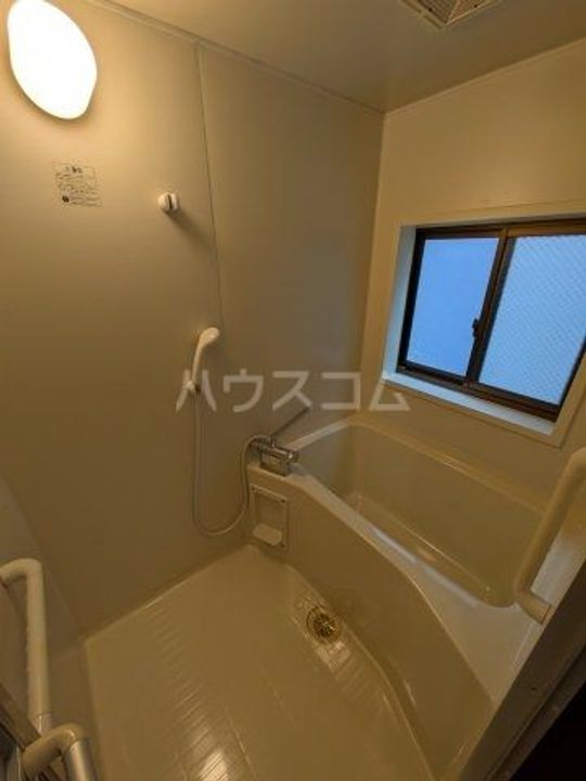 静岡県焼津市本町5(一戸建)の賃貸物件の風呂
