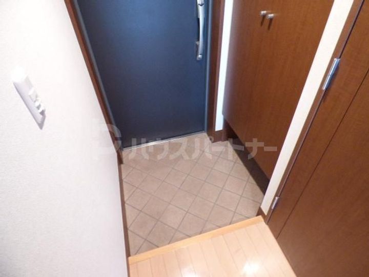 千葉県船橋市北本町2(マンション)の賃貸物件の玄関