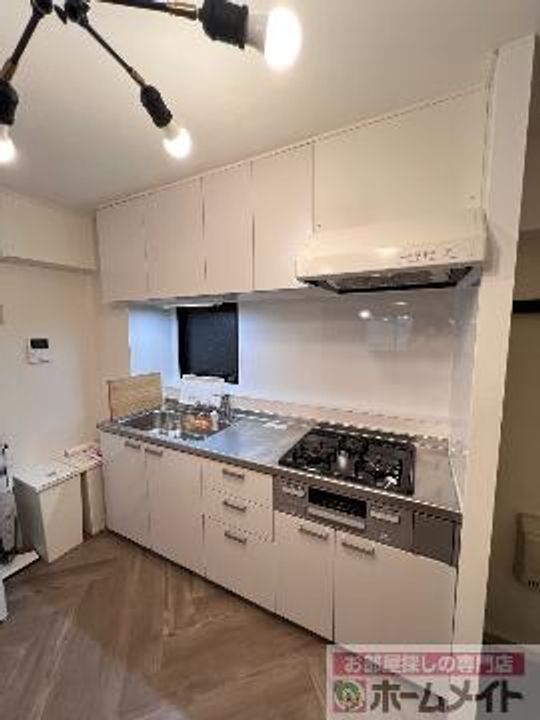 メゾン・ドゥ・アルシォンのキッチン