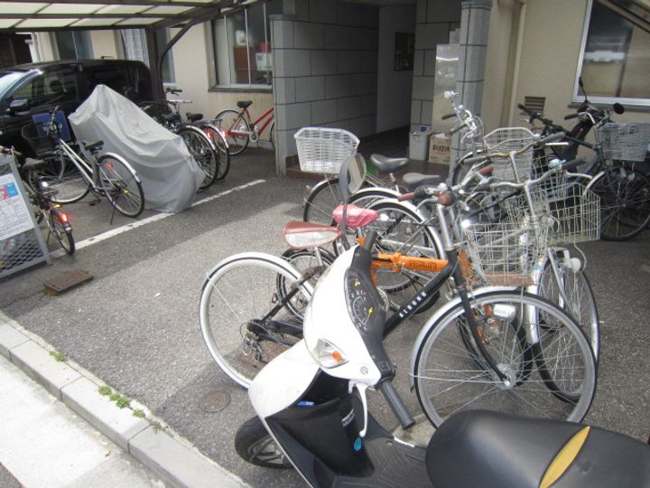 大宮グリーンコーポの地図