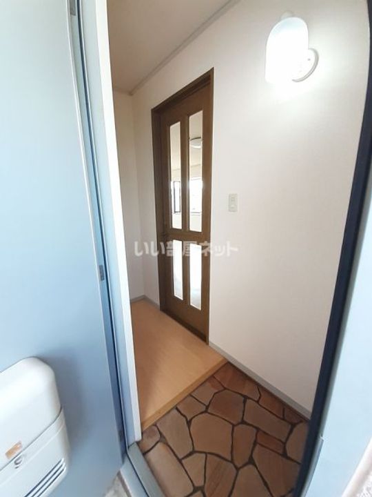 福島県郡山市字名倉(アパート)の賃貸物件の玄関