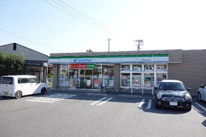 ファミーユ21の周辺