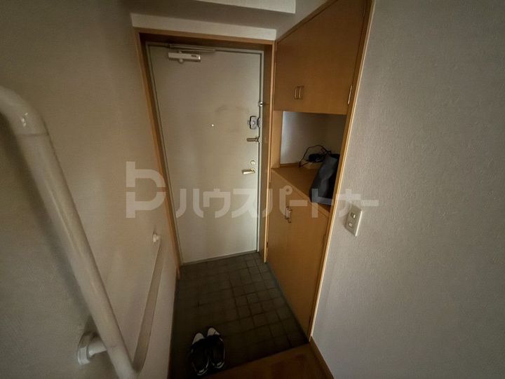 ディクレ平井の玄関