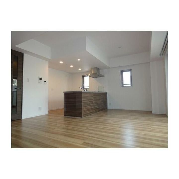 東京都港区赤坂2(マンション)の賃貸物件の居間