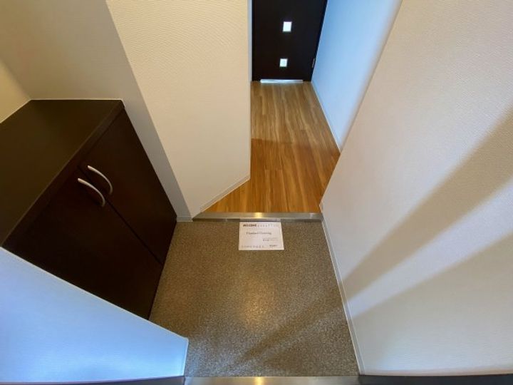 大阪府大阪市港区市岡2(マンション)の賃貸物件の玄関