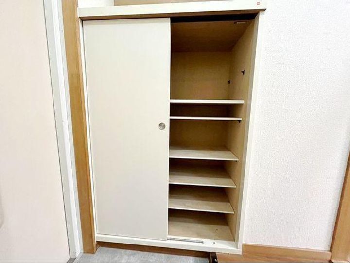 ディオハイム’Eの玄関