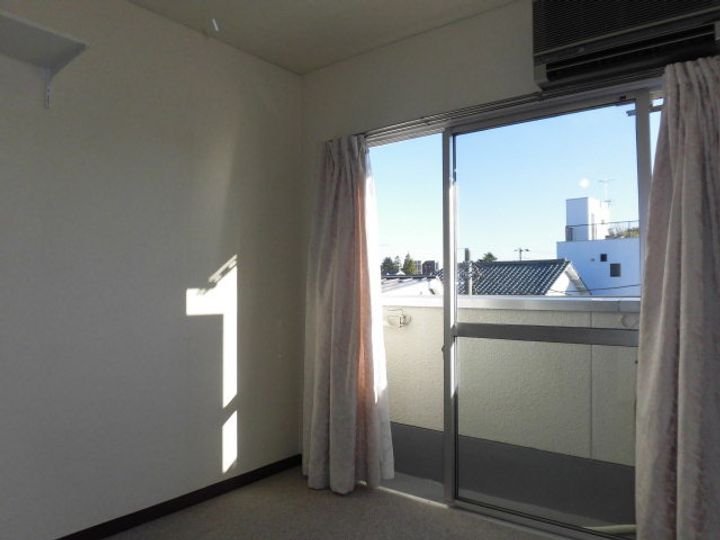 小林ハイツの居間