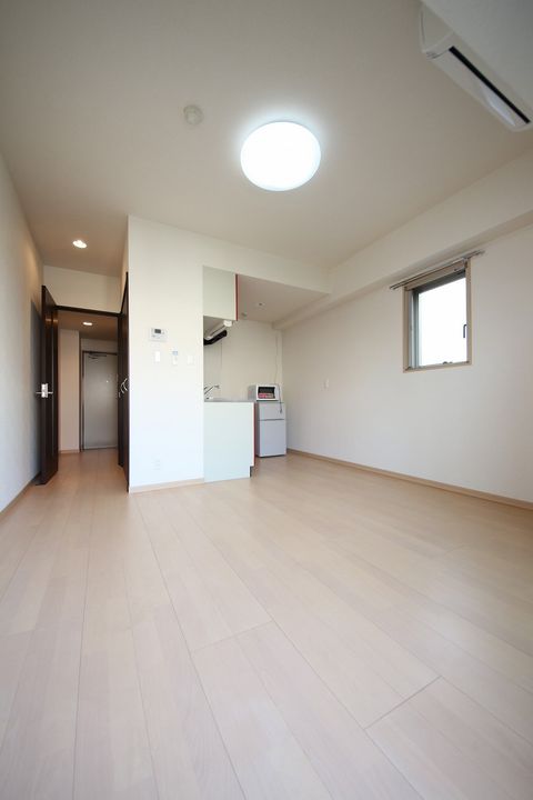 アピアランス南小倉の居間