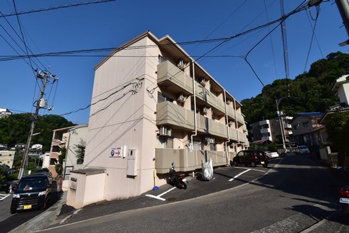 第4みさきマンションの外観