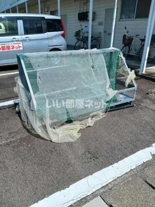 メゾンヨシダの地図