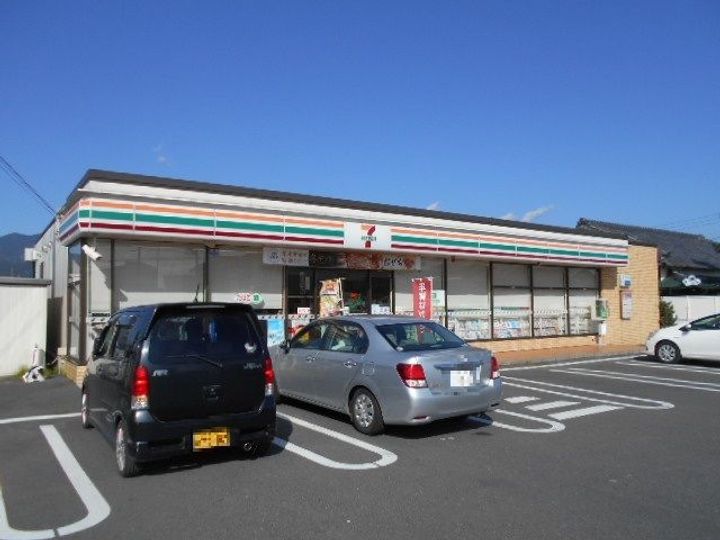 ビッグジョイIの周辺