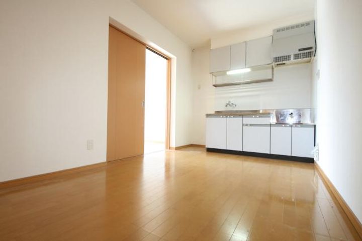 ラヴェニューモリIIの内装