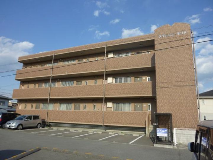 ラヴェニューモリIIの外観