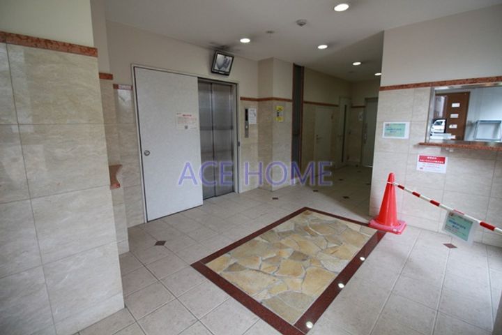 レジェンドール堺筋本町の地図