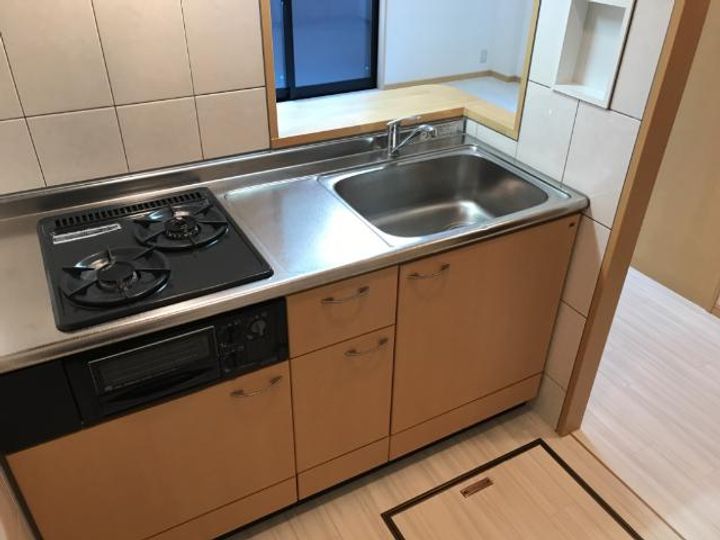 岡山県倉敷市大島の賃貸アパートのキッチン