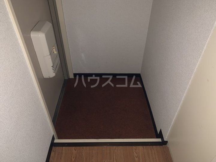 富士見庵ビルの玄関