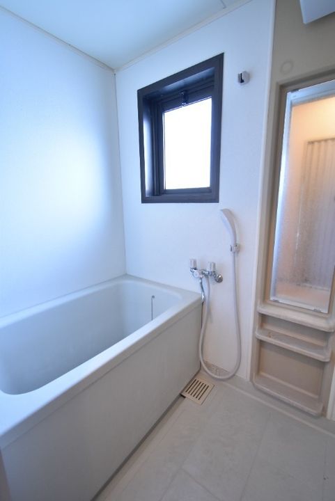 エレガンス大戸の風呂