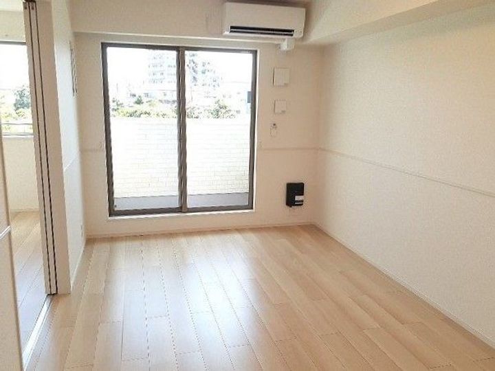 メゾン フルール Bの居間