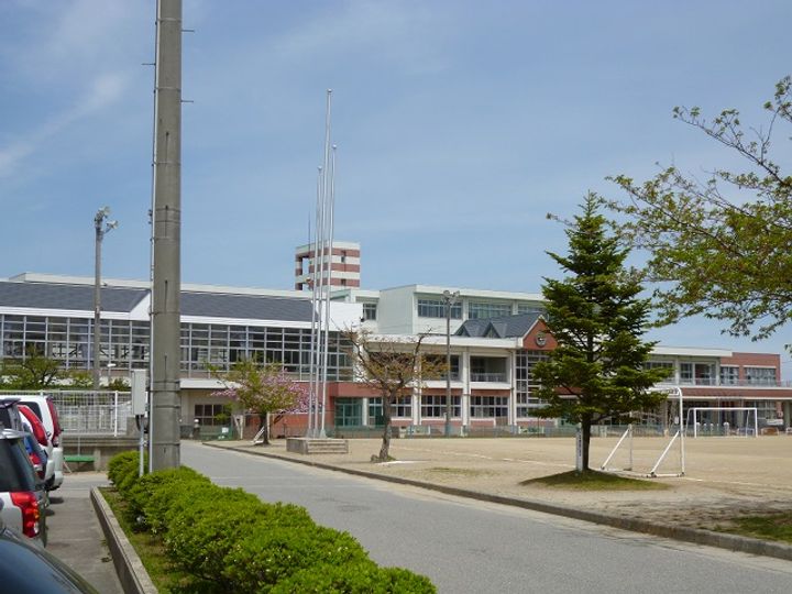 山形県鶴岡市新形町(一戸建)の賃貸物件の周辺