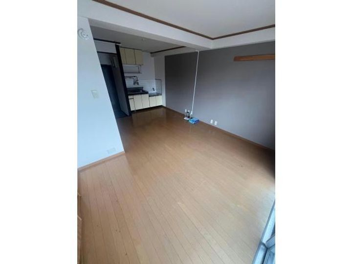 TX新栄Iの居間