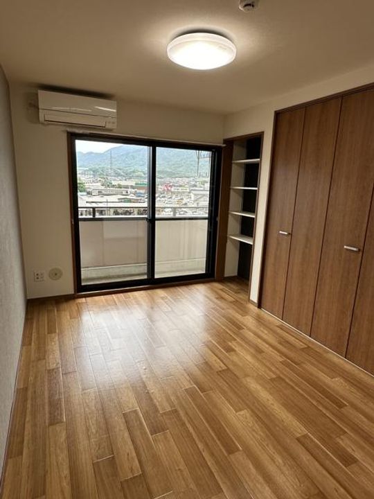 サンシャインビラIIの居間