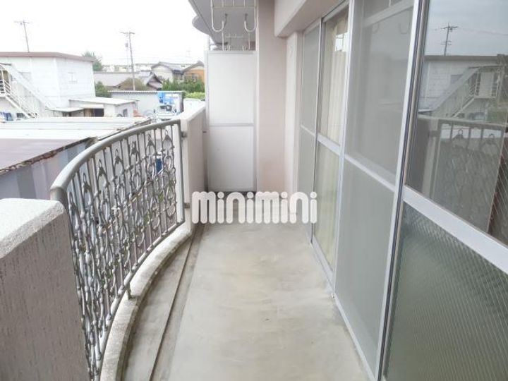 バーディフラッツの内装