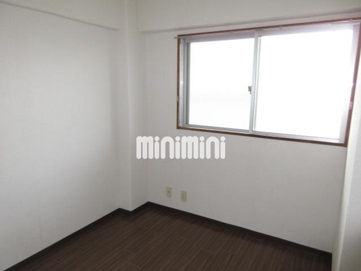 バーディフラッツの居間