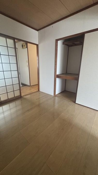 福元ハイツの居間