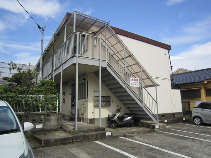 福元ハイツの外観