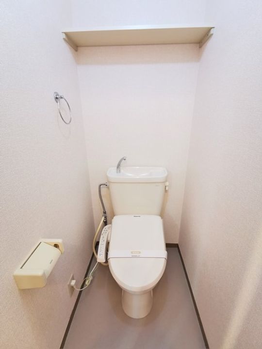 ソレイユ白子IIの内装