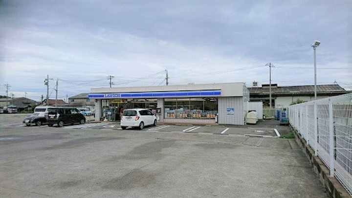 フィオーレカーサIIIの周辺