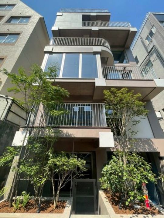 LUMIEC WASEDA ルミーク早稲田の外観